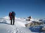 L'arrivo sulla cima della Grignetta con il caratteristico bivacco