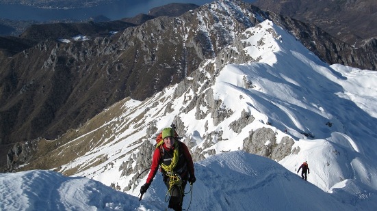 La cresta vista integralmente nei pressi della cima