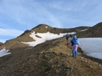 sempre lungo il percorso, di fornte sullo sfondo l'anticima del Blinnenhorn