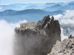 La straordinaria vista aerea sulle dolomiti