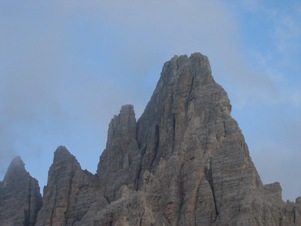 Il Monte Paterno visto dal Rifugio Locatelli