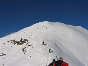 Il pendio finale del Monte Ziccher e la sua vetta