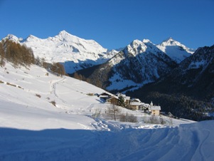 Il piccolo e panoramico villaggio di Mandrou