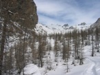 Un tratto di percorso che porta al Lago Blu