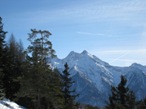 La vista che comincia ad aprirsi lungo la strada