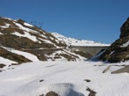 La diga del bacino del Toggia che si trova sulla nostra destra andando in direzione del rifugio
