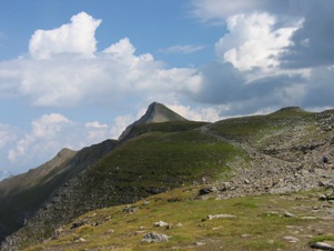 La cima del Faulhorn, vista dal versante che conduce a Bussalp