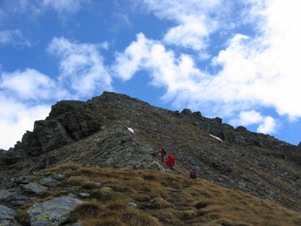 La cima della Punta Valnera vista dal Colletto Valnera