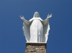 La statua della Madonna posta sulla vetta dello Zerbion