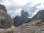 Pale di San Martino, sullo sfondo il Sass Maor (BL)